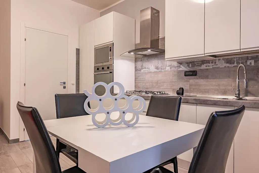 Guest Planet Elegant Flat M2 Buenos Aires Loreto Milan 0*,
